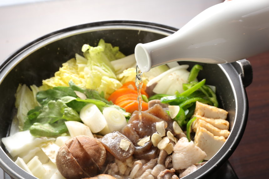Both parent and child will challenge this event! Experience making a Bisho-nabe with local cuisine  